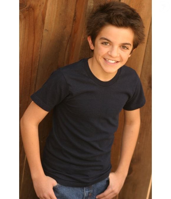 Tylor Chase também é famoso pelo papel de Martin Qwerly na série da Nickelodeon ‘Manual de Sobrevivência Escolar do Ned’