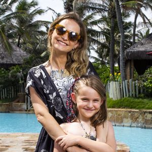 Filha de Fernanda Rodrigues chama atenção pela semelhança com a mãe desde a infância