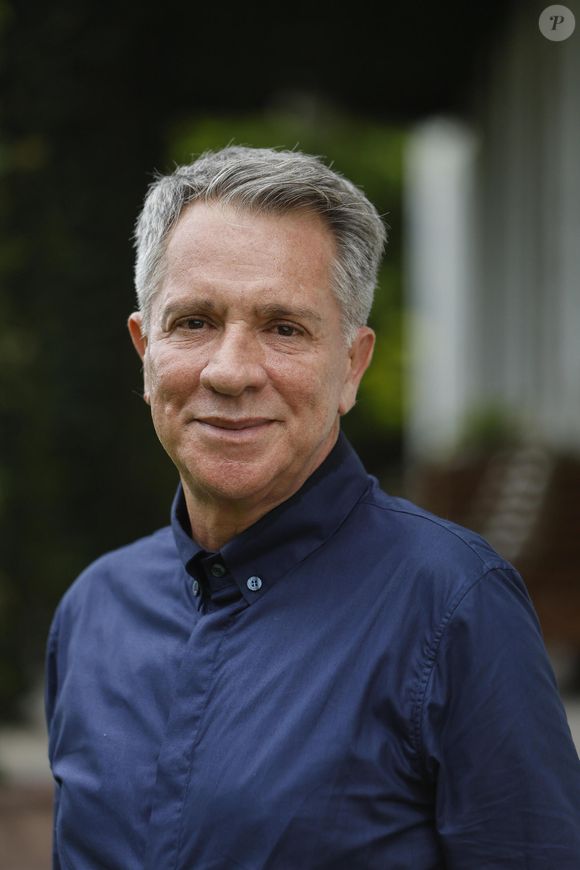 Eugênio (Luís Salém) não tem a mesma característica que o mordomo de Sergio Mamberti em 19888: o amor ao cinema