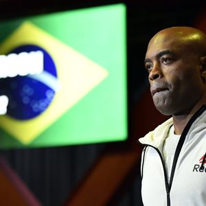 Anderson Silva, atualmente, tem uma fortuna de 14 milhões de dólares