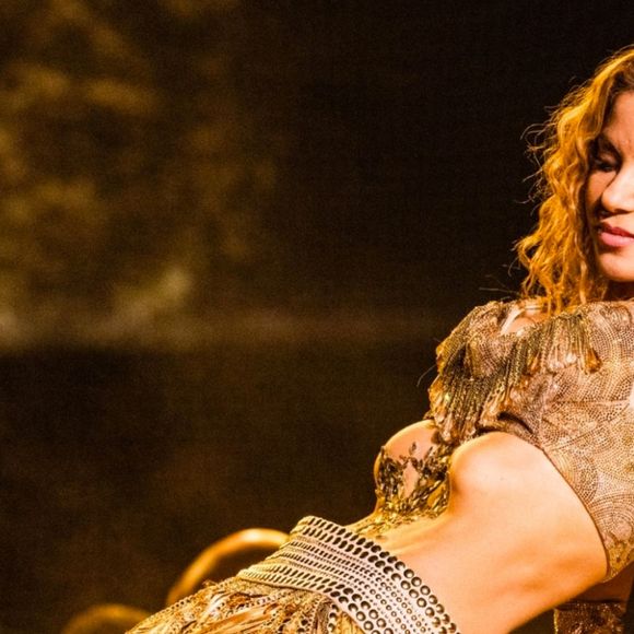 Com expectativa de mais de 2 milhões de pessoas na areia, o show de Shakira promete parar o Rio — e o look ideal pode ser a chave para roubar a cena no evento
