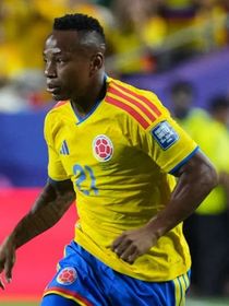 Perder um gol na Copa do Mundo é um erro grave: tanto que um jogador colombiano decidiu não voltar para o seu país e ninguém sabe onde ele está