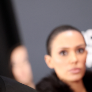 Kanye West perde mais de 100 milhões após escândalo com mulher nua no Grammy. Entenda!