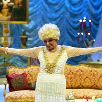 Há 17 anos: Dercy Gonçalves deixou fortuna de mais de R$ 20 milhões para uma única pessoa, mas ela morreu anos depois