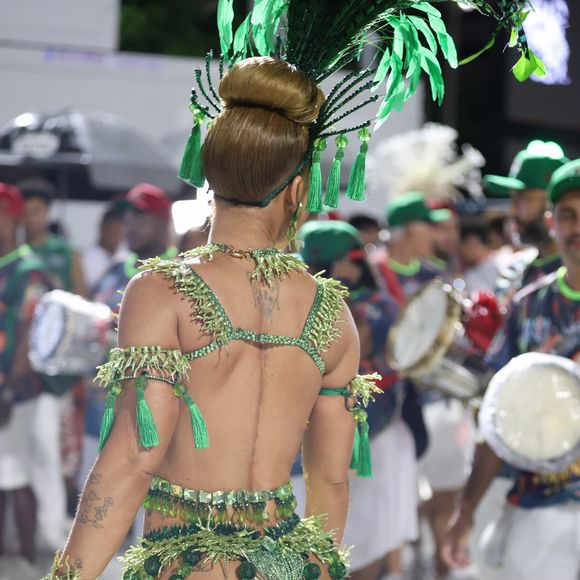 Quando se fala em Carnaval, o bumbum de Virgínia Fonseca é um dos mais elogiados, uma vez que a influenciadora sempre rouba a cena com a parte do corpo. Para isso, ela alia treino e estética