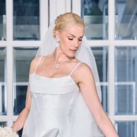 'Hoje começamos o nosso...': o detalhe romântico e quase imperceptível no vestido de noiva de Ana Hickmann, escrito à mão, que prova seu amor incondicional por Edu Guedes