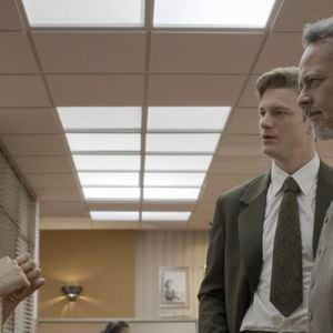 Hoje, aos 49 anos, Danton Mello está na Globo e dá vida ao personagem Raimundo, em 'Garota do Momento'.