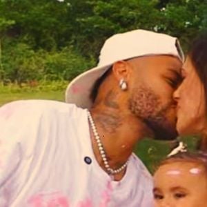 Bruna Biancardi revelou nesta semana que está gravida do terceiro filho com Neymar
