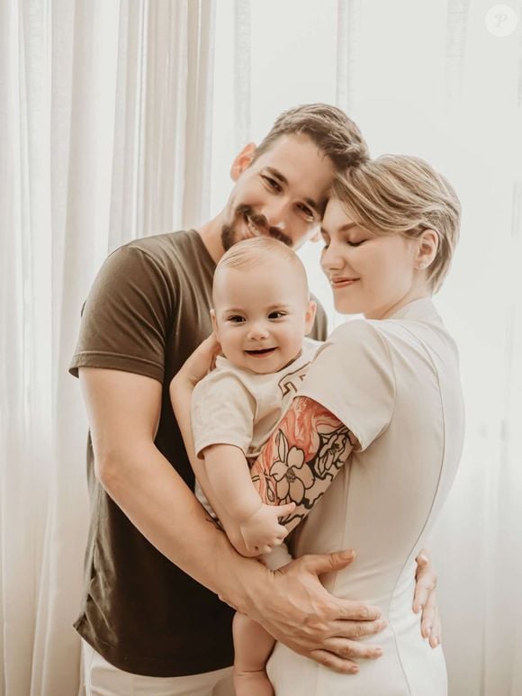 Isabel Veloso e Lucas Borbas eram casados quando conheceram Diulia Loregian, que trabalhava como fonoaudióloga do filho do casal, Arthur