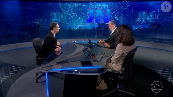 Despedida emocionante em JN especial, veja como foi a chegada de César Tralli com Willian Bonner e Renata Vasconcellos na bancada do Jornal Nacional