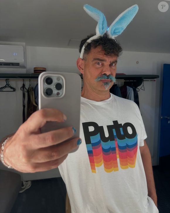 Da barba azul, Carmo Dalla Vecchia começou a apostar em outros tipos de visuais