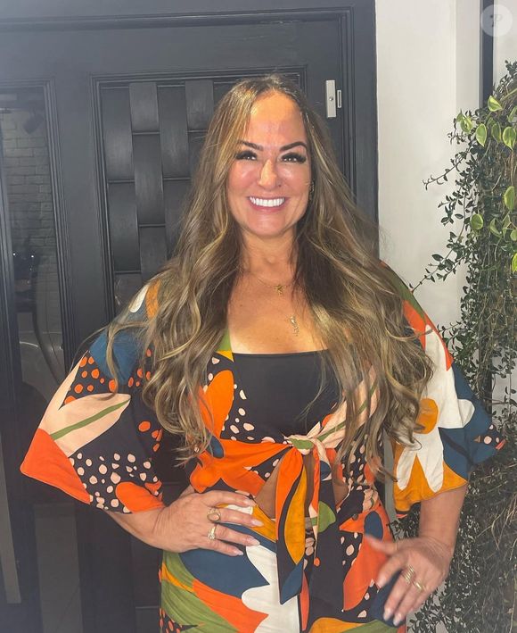 Há algum tempo, Nadine Gonçalves tem apostado em um cabelo castanho iluminado
