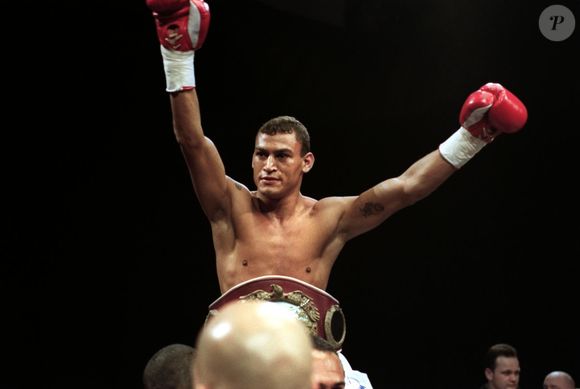 Hoje aos 49 anos, o lutador já não é tão exigente com a dieta como durante a carreira e se permite escapar dela as vezes