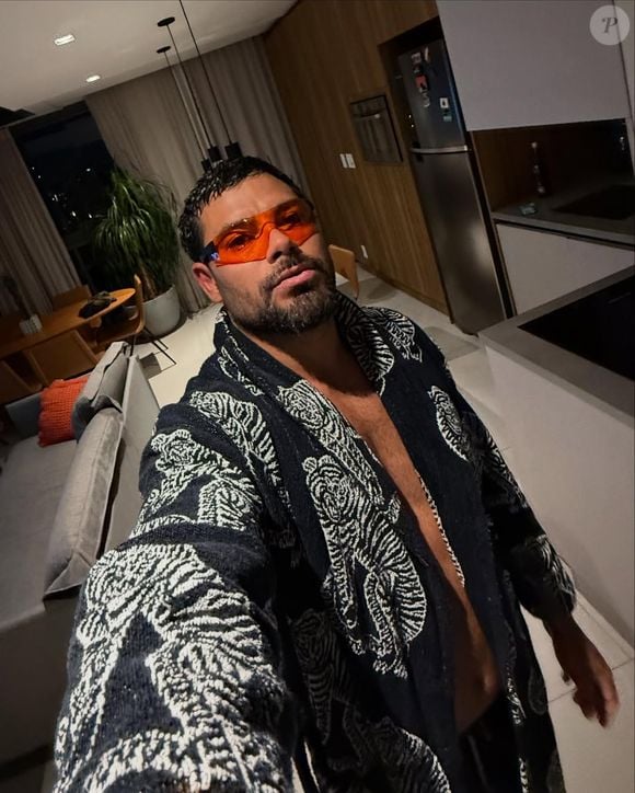 Pedro Andrade postou sem querer um vídeo de Sandy em seu perfil no Instagram