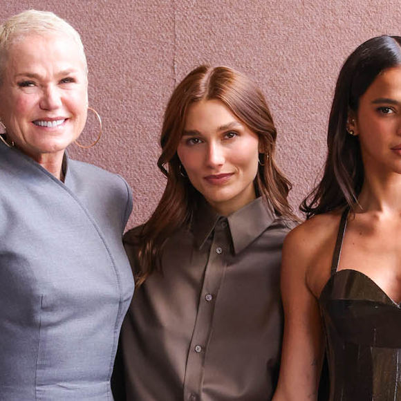 Bruna usou a pulseira Aurora Frames Rainbow, da Sauer, de R$ 86.400,00, composta pelas pedras preciosas: Ametista, topázio, citrino, granada, peridoto, quartzo negro e ouro amarelo 18k.