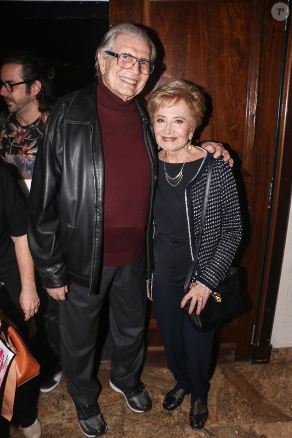 Glória Menezes se despediu de Tarcísio Meira no hospital após a morte do marido: internada, atriz não pode comparecer ao velório