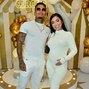 MC Mirella, após vídeo íntimo vazado, disse receber mensagens envolvendo diversos tipos de fetiche: 'Mais comuns relacionados aos pés'
