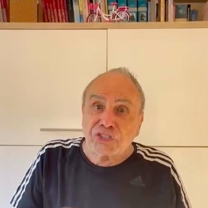 Stênio Garcia afirmou que está sofrendo com crises financeiras e sendo ajudado pela família da esposa, Mari Saade