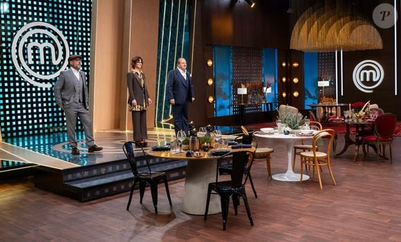 O MasterChef Brasil definiu os cinco semifinalistas da temporada depois de uma prova decisiva de Baked Alaska