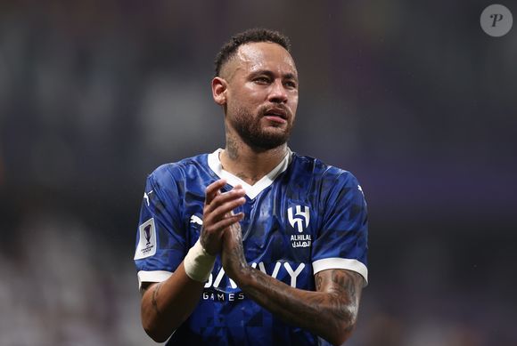 Neymar deu uma entrevista para o podcast 'De Cara com O Cara', apresentado por Romário