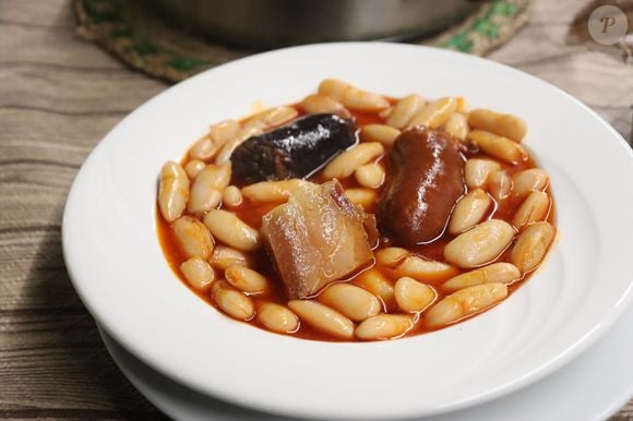 Em 2024, por exemplo, ela visitou a Casa Trabanco, um restaurante tradicional asturiano onde apreciou a área da sidraria e comeu fabada e cachopo com a família.