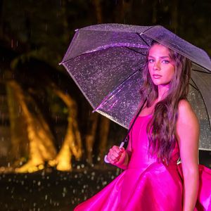 Neta de Leonardo, Maria Sophia ainda vai usar um terceiro modelito na entrada da festa