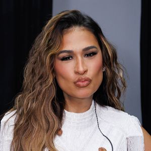 Simone Mendes sanou a curiosidade dos fãs com uma caixinha de perguntas no Instagram nesta quarta-feira (15)