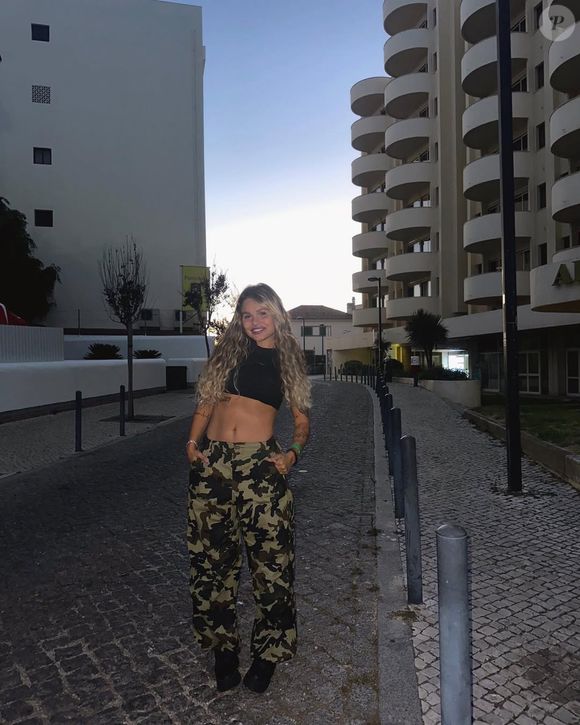 Oruam namora Fernanda Valença, 24 anos e estudante de Medicina Veterinária