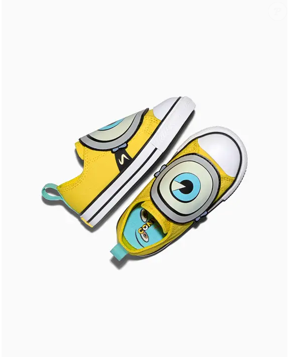 Não é só a aparência divertida que chama atenção: o tênis infantil da colaboração Converse X Minions conta com palmilha OrthoLite, desenvolvida para oferecer conforto e amortecimento, além de detalhes dos personagens no cabedal e na palmilha
