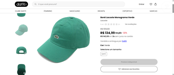 Rafaella Justus completou o look com um boné da Lacoste feito de algodão