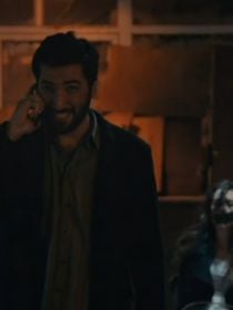 Cengiz promete vingança mais nojenta contra Zeynep e Sinan na novela 'Mãe', resumo do capítulo desta segunda-feira (09/02)