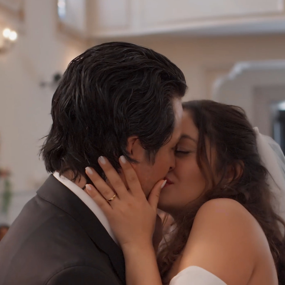 Antes de 'Quem ama cuida', na novela 'Três Graças', de Aguinaldo Silva, Gerluce (Sophie Charlotte) e Paulinho (Rômulo Estrela) também demoraram para se entregar.