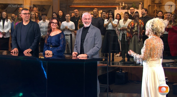 Ana Maria Braga exibe look belíssimo em final do 'Chef de Alto Nível'