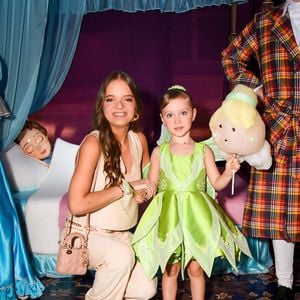 Rafaella Justus com a irmã caçula, Vicky