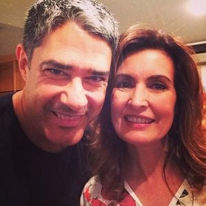 'São dez anos das pessoas vendo o que aconteceu': William Bonner acredita que a forma como ele e Fátima Bernardes seguiram suas vidas pode ter mudado a visão de quem considerou o fim do casamento um fracasso