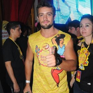 Loiro e de olhos azuis, Rafael Cardoso era o sonho de qualquer pessoa na época