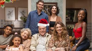 Natal com assombração na novela 'Dona de Mim'?! Mesmo depois de morto, Abel aparece na festa da família; saiba como o empresário surge para os Boaz