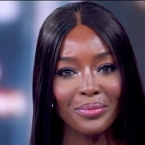 Beleza de Naomi Campbell, aos 55 anos, roubou a cena nas redes sociais e rendeu elogios à modelo