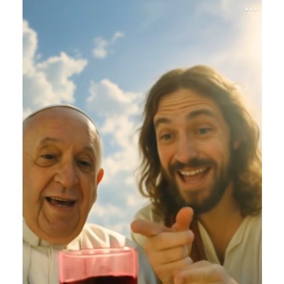 Cena simbólica: Papa transforma água em vinho ao lado de Jesus em vídeo viral feito por inteligência artificial