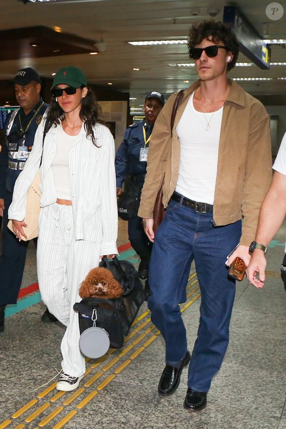 Namorados Bruna Marquezine e Shawn Mendes vão passar Carnaval 2026 juntos em Salvador