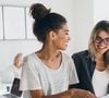 A imprensa japonesa até cunhou um termo para descrever o desconforto que algumas mulheres dizem sentir ao ver as pernas descobertas de colegas homens em um ambiente formal