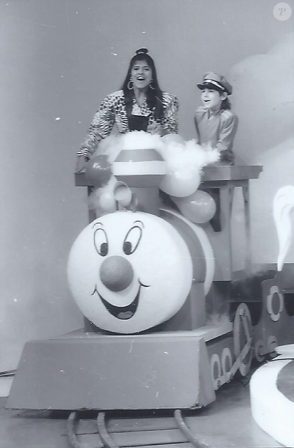 Mara Maravilha foi casada com Paulo Lima, que na época de criança era o maquinista do trenzinho no qual chega em seu programa no SBT