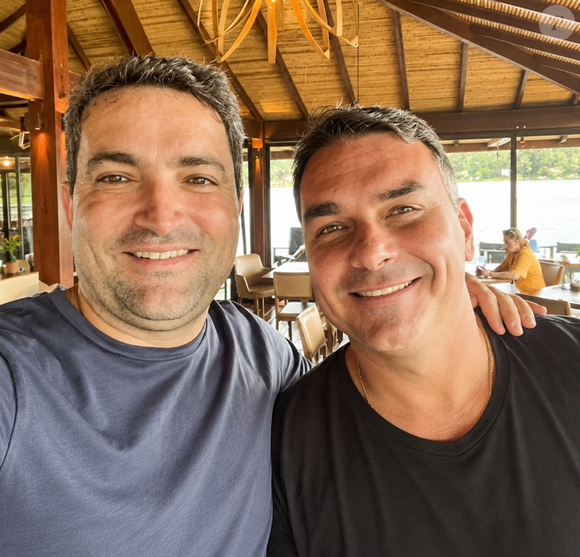 Segundo O Globo, Willer Tomaz deu um prazo de 72 horas para que Richarlison apresente uma escritura de compra e venda, um contrato válido ou um registro na Secretaria do Patrimônio da União em seu nome, além de comprovantes de pagamento. O advogado afirmou que transferirá os direitos sobre a ilha ao jogador sem cobrar nada caso os documentos exigidos sejam apresentados