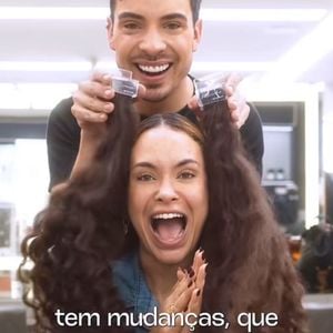 Em podcast, Sarah desabafa sobre julgamento estético: 'O cabelo diz mais sobre o outro do que sobre mim'