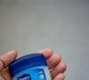 Testei inúmeros bálsamos labiais ao longo dos anos, mas só percebi uma mudança significativa depois que passei a usar a pomada Aquaphor