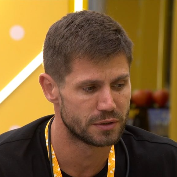 Cowboy e Jonas descobrem plano de Ana Paula Renault no BBB 26 e discutem estratégia contra a sister