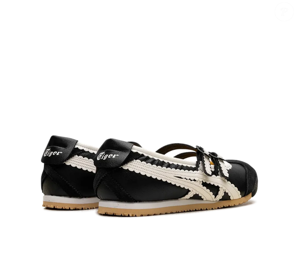 Com detalhes em creme sobre cabedal preto, novo Onitsuka Tiger combina romantismo, versatilidade e visual contemporâneo