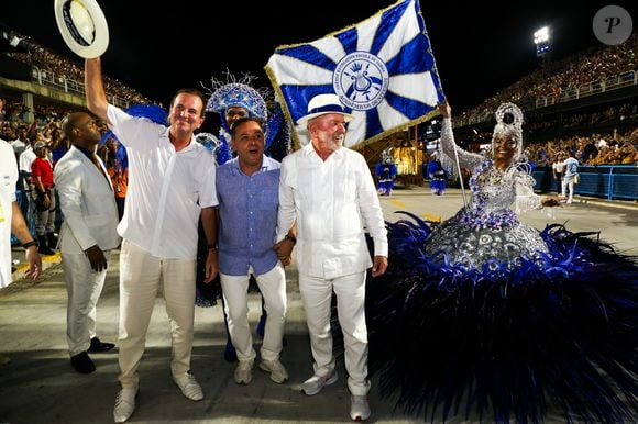 Lula esteve presente na Sapucaí, mas não desfilou pela escola de samba, que foi fundada em 2018