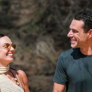 Casamento de Isis Valverde e Marcus Buaiz tem recomendações sobre roupas e privacidade. Saiba!