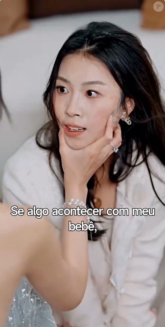 'Divórcio na Cerimônia de Casamento': no dia do casamento, João Silva descobre que sua noiva provocou uma confusão que levou ao aborto de sua irmã grávida, e interrompe a cerimônia no altar para buscar justiça